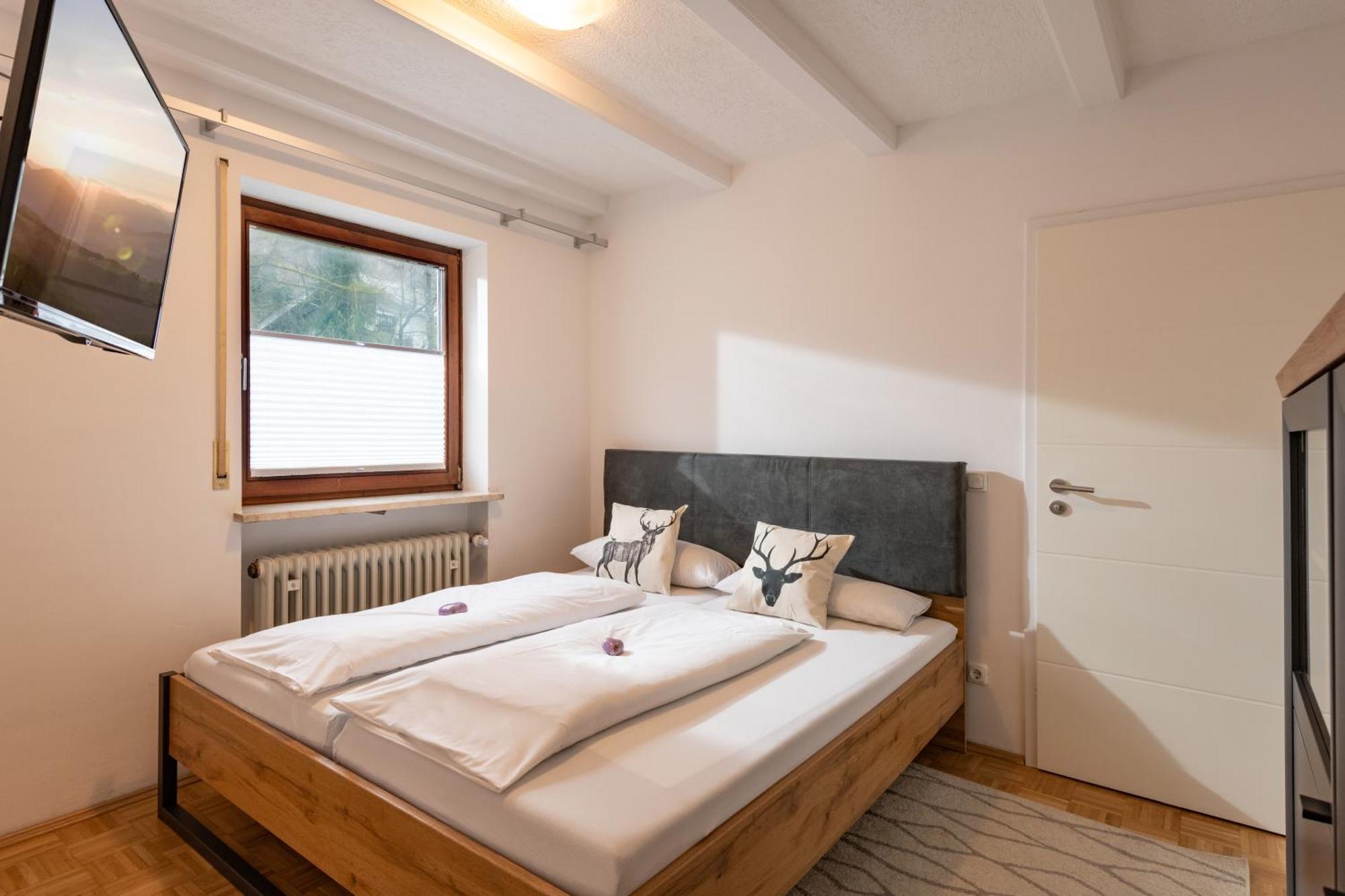 Ferienhaus Wildbarren - Alpenmagie Suites Oberaudorf Eksteriør bilde